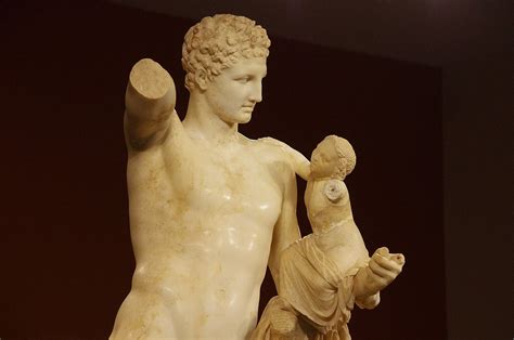 the Hermes of praxiteles